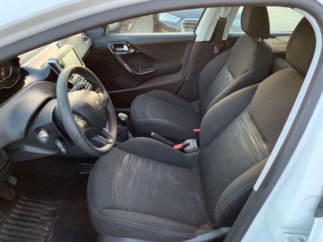 Peugeot Peugeot 208 1.6 BlueHDi 100ch Style 5p