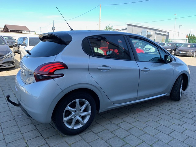 Peugeot Peugeot 208 1.6 BlueHDi 100ch Allure 5p