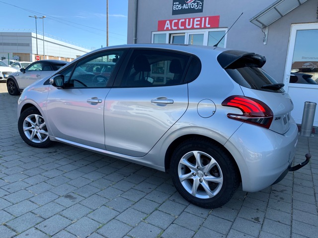 Peugeot Peugeot 208 1.6 BlueHDi 100ch Allure 5p