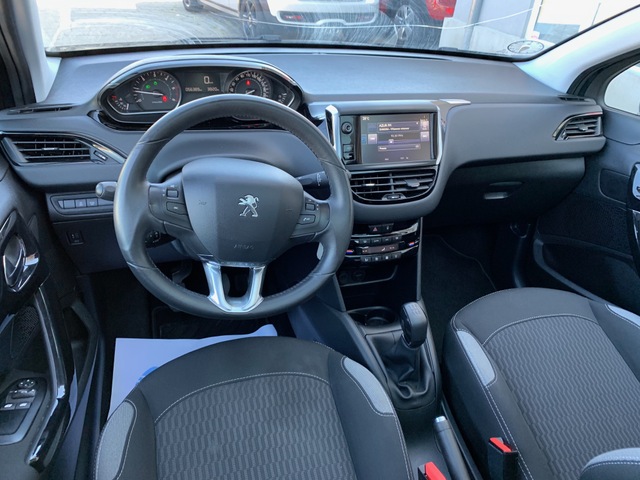 Peugeot Peugeot 208 1.6 BlueHDi 100ch Allure 5p