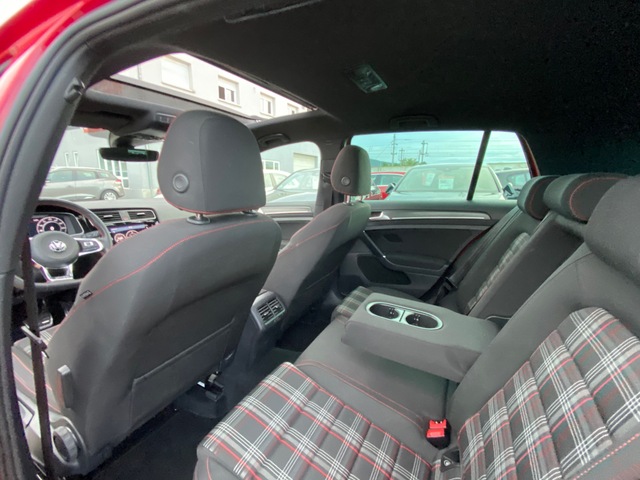 Volkswagen Volkswagen Golf VII 2.0 TSI 230ch BlueMotion Technology GTI Performance DSG6 3p