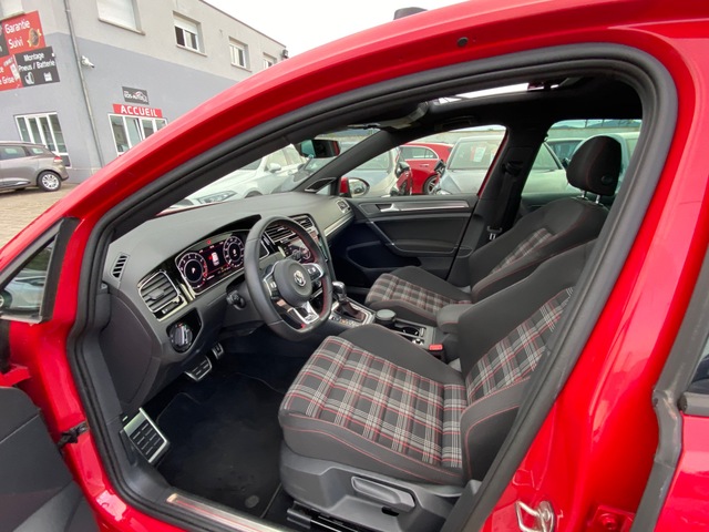 Volkswagen Volkswagen Golf VII 2.0 TSI 230ch BlueMotion Technology GTI Performance DSG6 3p