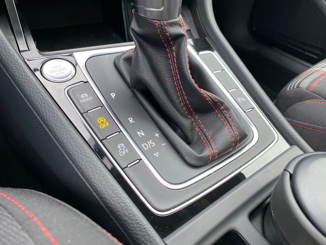Volkswagen Volkswagen Golf VII 2.0 TSI 230ch BlueMotion Technology GTI Performance DSG6 3p