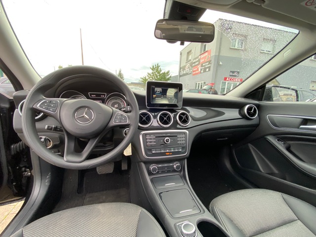 Mercedes-Benz Mercedes-Benz CLA Shooting Brake 200 CDI Sensation 7G-DCT