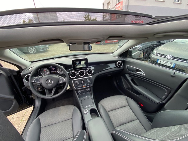 Mercedes-Benz Mercedes-Benz CLA Shooting Brake 200 CDI Sensation 7G-DCT
