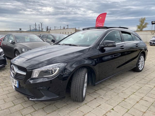 Mercedes-Benz Mercedes-Benz CLA Shooting Brake 200 CDI Sensation 7G-DCT