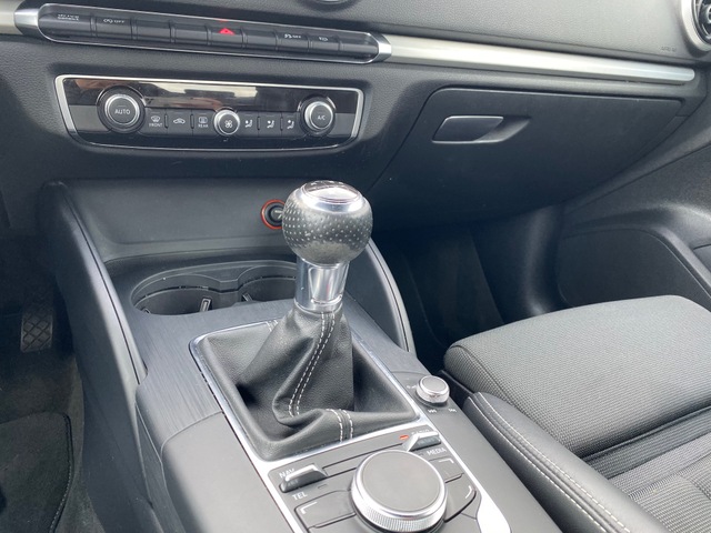 Audi Audi A3 III 2.0 TDI 150ch FAP S Line quattro