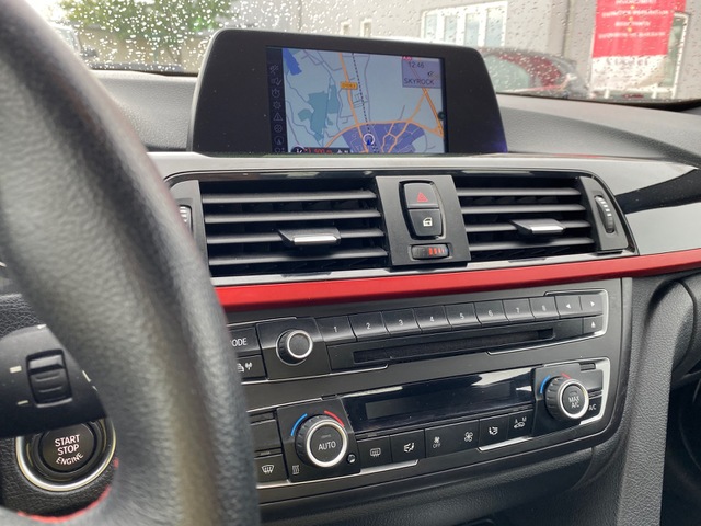 BMW BMW Série 3 VI (F30) 318d 143ch M Sport
