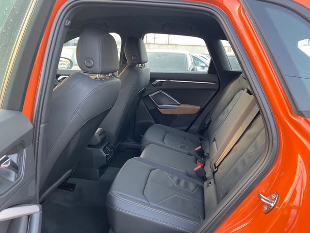 Audi Audi Q3 35 1.5 TFSI 150ch Orange Pulse Design Stronic7