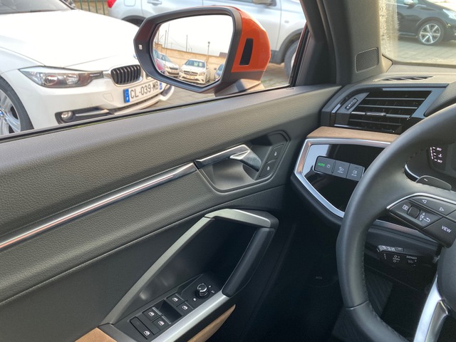 Audi Audi Q3 35 1.5 TFSI 150ch Orange Pulse Design Stronic7