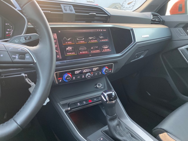 Audi Audi Q3 35 1.5 TFSI 150ch Orange Pulse Design Stronic7
