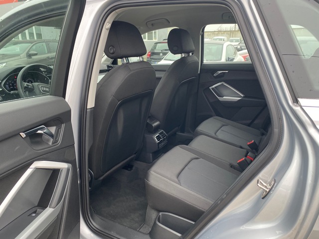 Audi Audi Q3 III 35 2.0 TDI 150ch Advanced S tronic7