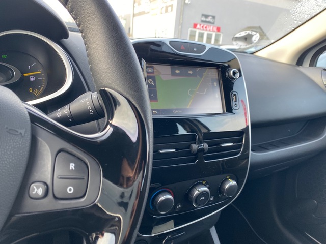 Renault Renault Clio IV (B98) 1.5 dCi 75ch energy Business 5p