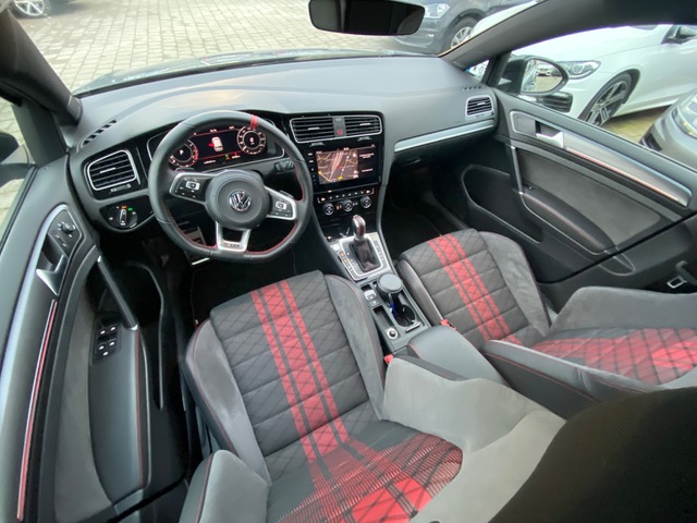 Volkswagen Volkswagen Golf 2.0 GTI TSI 290CH TCR 5P
