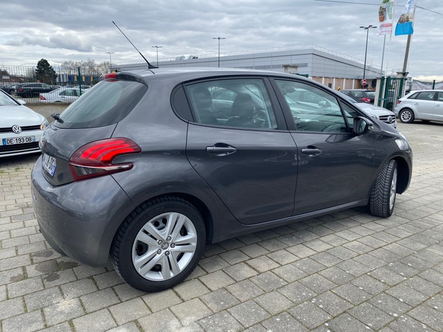 Peugeot Peugeot 208 1.2 PureTech 82ch Allure 5p