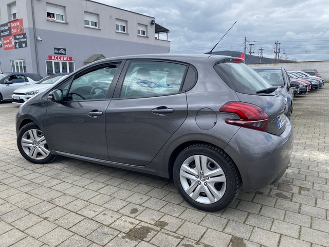 Peugeot Peugeot 208 1.2 PureTech 82ch Allure 5p