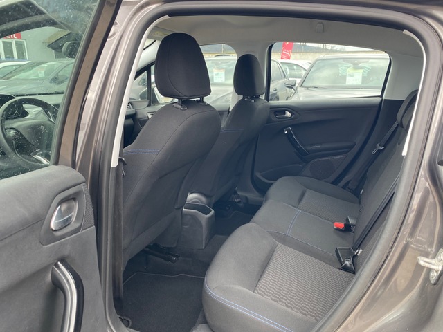Peugeot Peugeot 208 1.2 PureTech 82ch Allure 5p