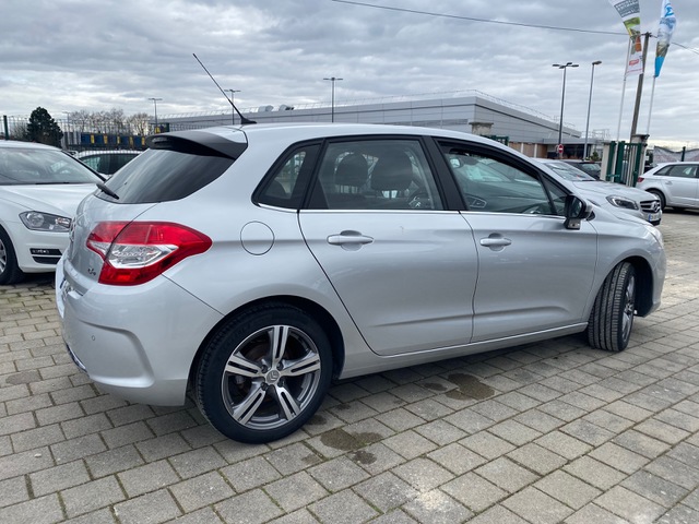 Citroën Citroën C4 II 1.6 e-HDi 115 FAP Dynamic