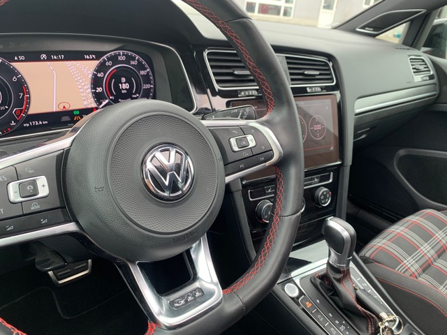 Volkswagen Volkswagen Golf VII 2.0 TSI 245ch BlueMotion Technology GTI Performance DSG7 5p
