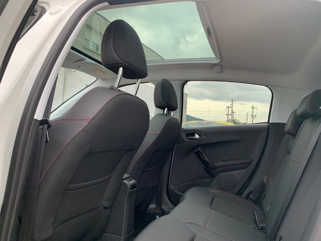 Peugeot Peugeot 208 1.5 HDI 100CH GT LINE 5P