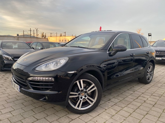 Porsche Porsche Cayenne 3.0 TDi DPF V6 24V Tiptronic S 245 cv
