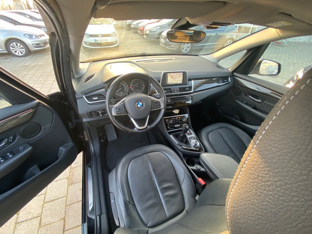 BMW BMW Serie 2 Activetourer I (F45) 218d 150ch Lounge