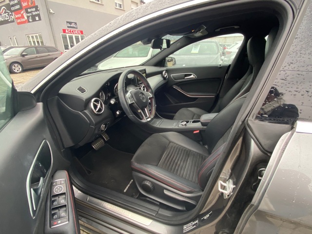 Mercedes-Benz Mercedes-Benz CLA I (C117) 220 CDI Fascination 7G-DCT