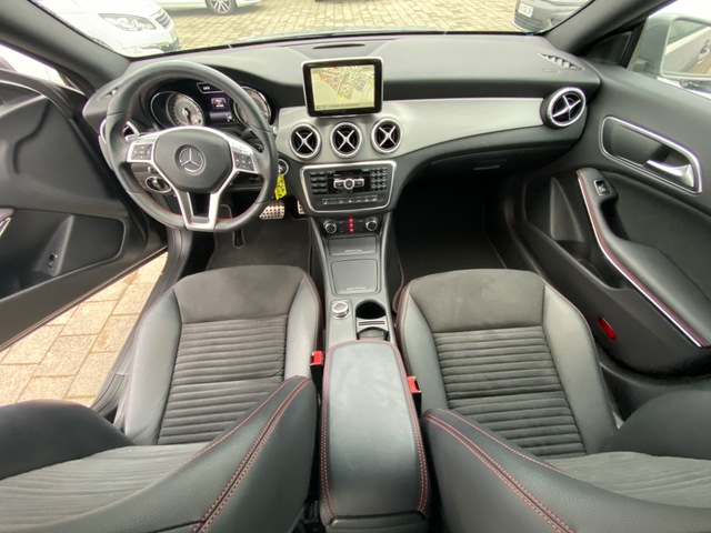 Mercedes-Benz Mercedes-Benz CLA I (C117) 220 CDI Fascination 7G-DCT